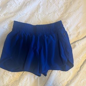 Lululemon Hotty Hot short, royal blue